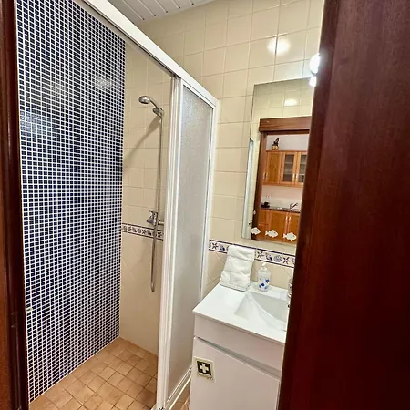 Best 106 - A Casa Amarela Vakantiehuis Atouguia Da Baleia